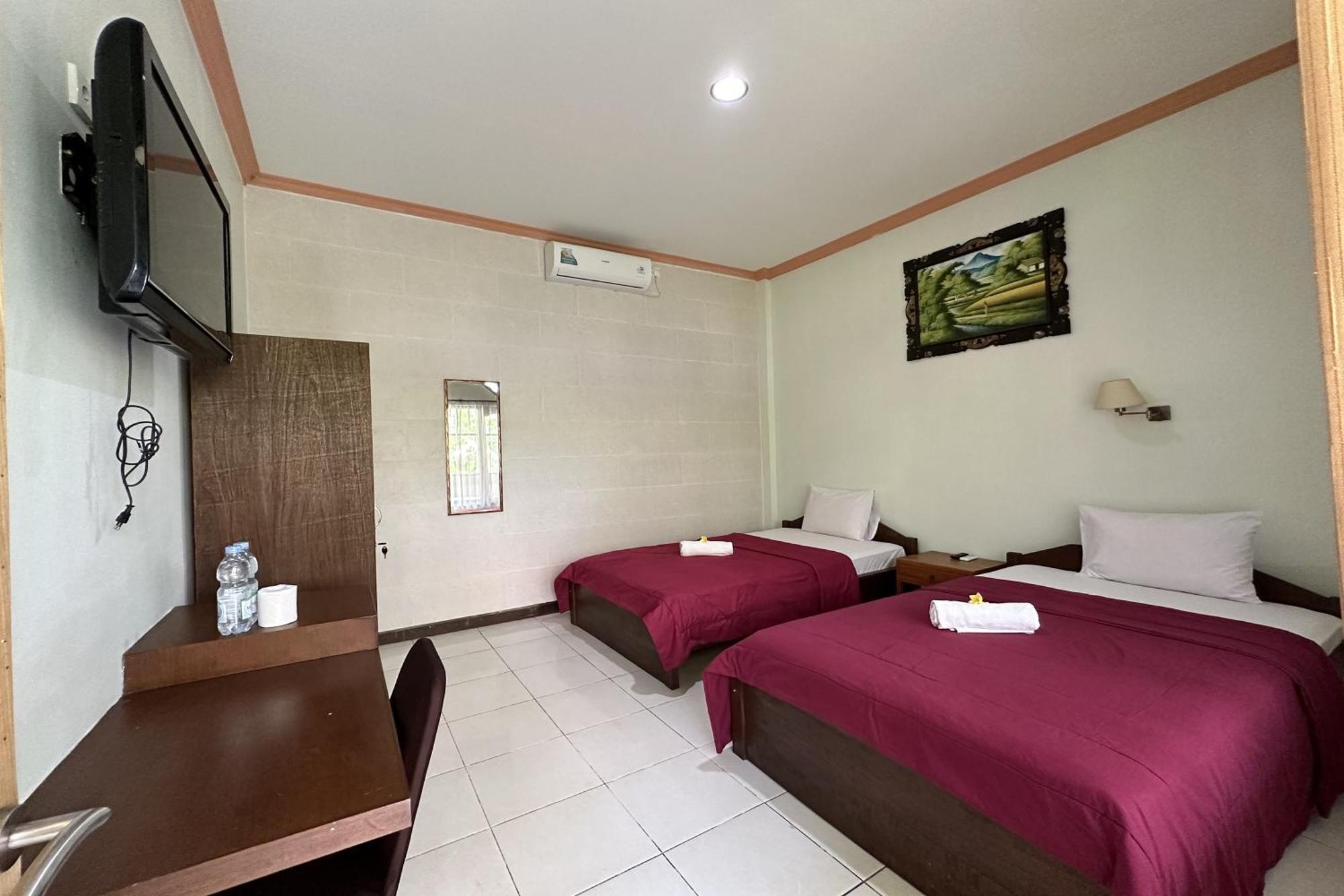 Taxa Raya Guest House Legian  Exterior photo