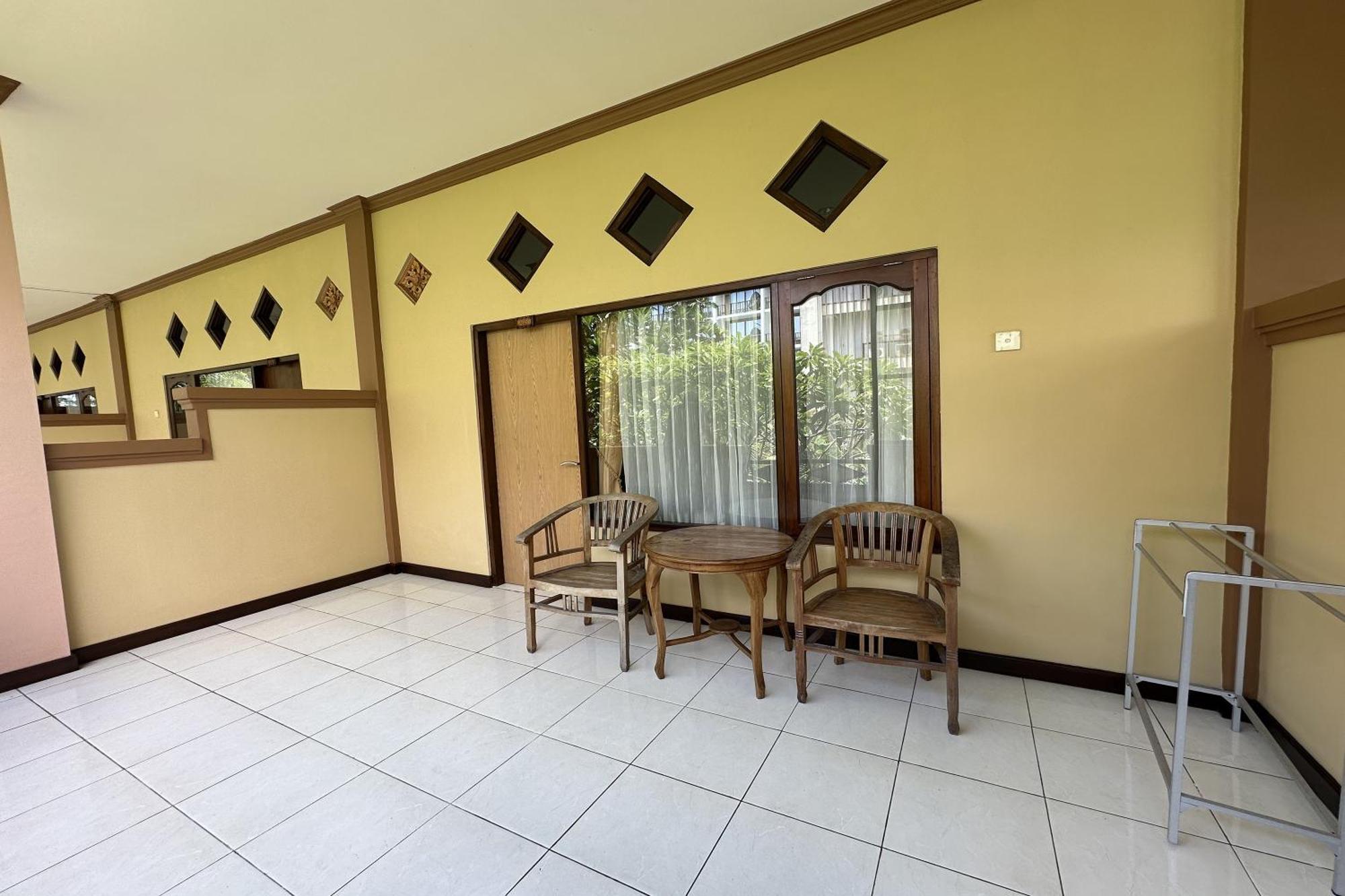 Taxa Raya Guest House Legian  Exterior photo